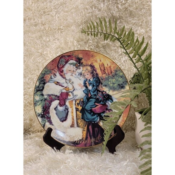 Vintage Avon Collector Plate "The Wonder of Christmas" - Picture 8 of 12